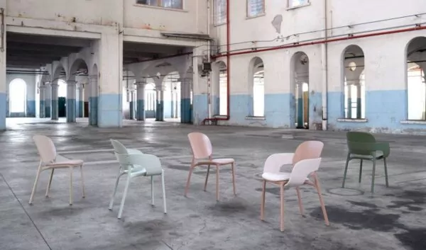 Chaise de restaurant moderne et confortable | Design HUG SCAB - 12